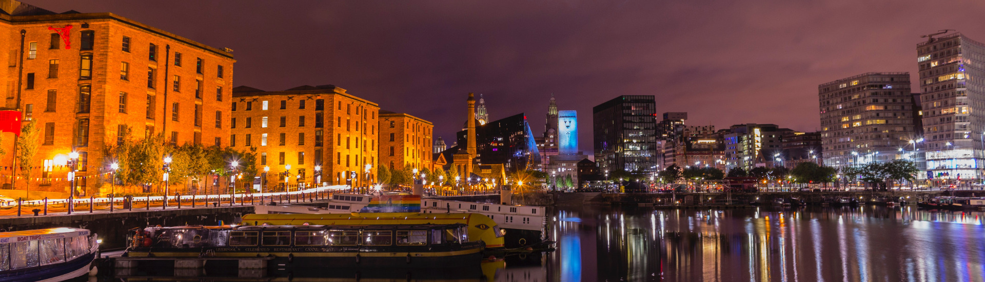 albert dock architecture bridge 550
